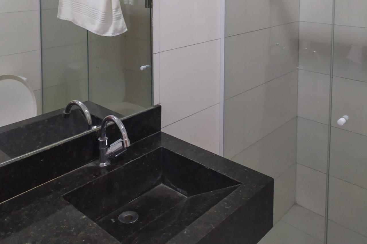 סלבאדור Oyo Hotel Valeria מראה חיצוני תמונה