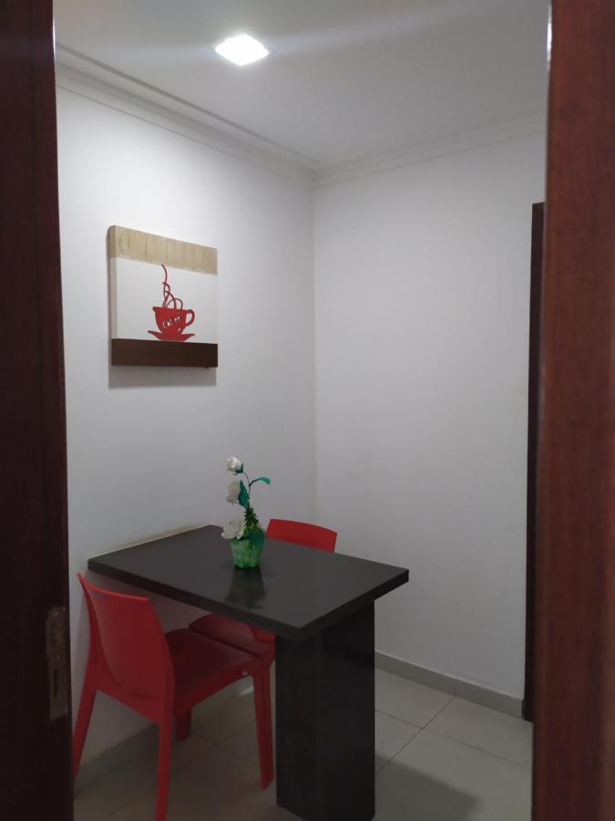 סלבאדור Oyo Hotel Valeria מראה חיצוני תמונה